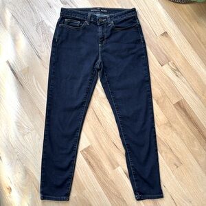 Michael Kors Size 4 Izzy Cropped Skinny jeans dark blue wash